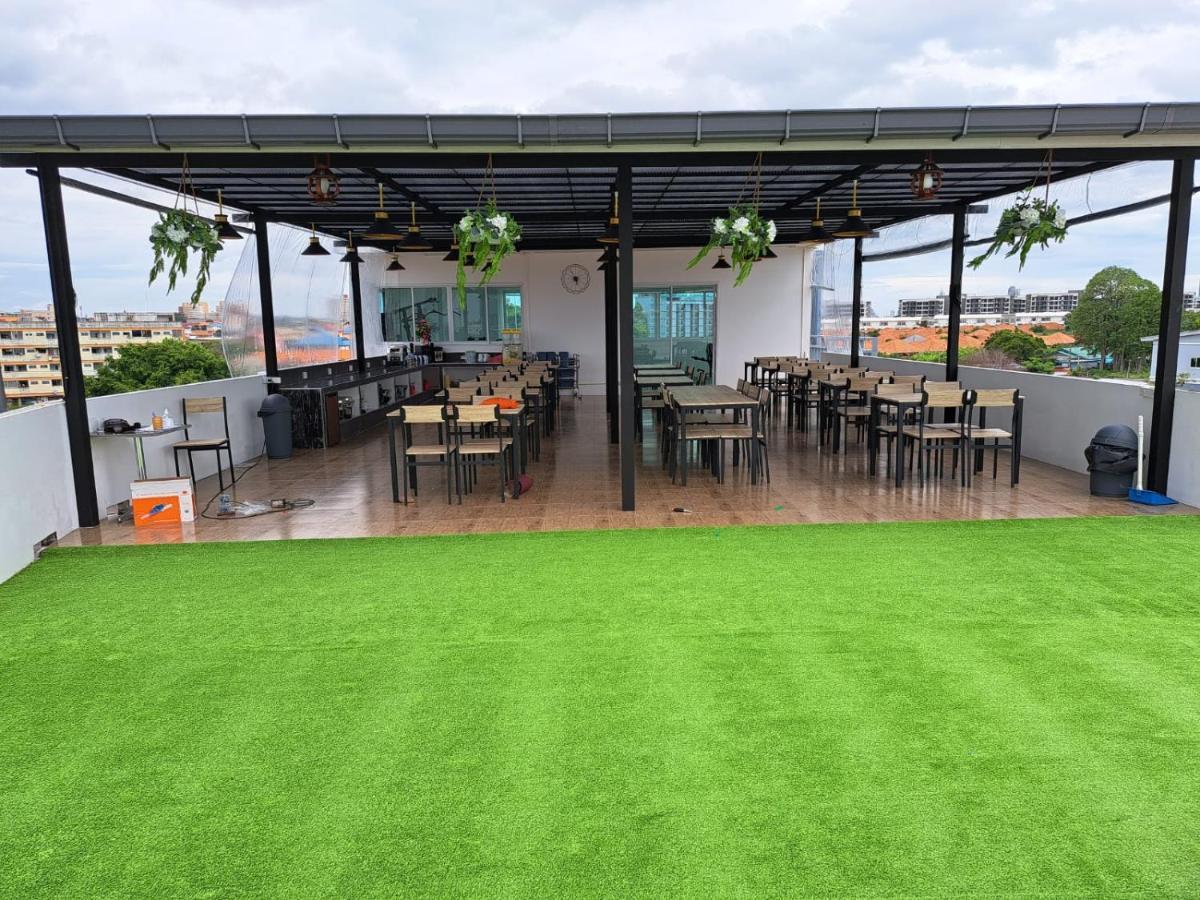 Cozy Resort, A Boutique Hotel Pattaya Exterior foto